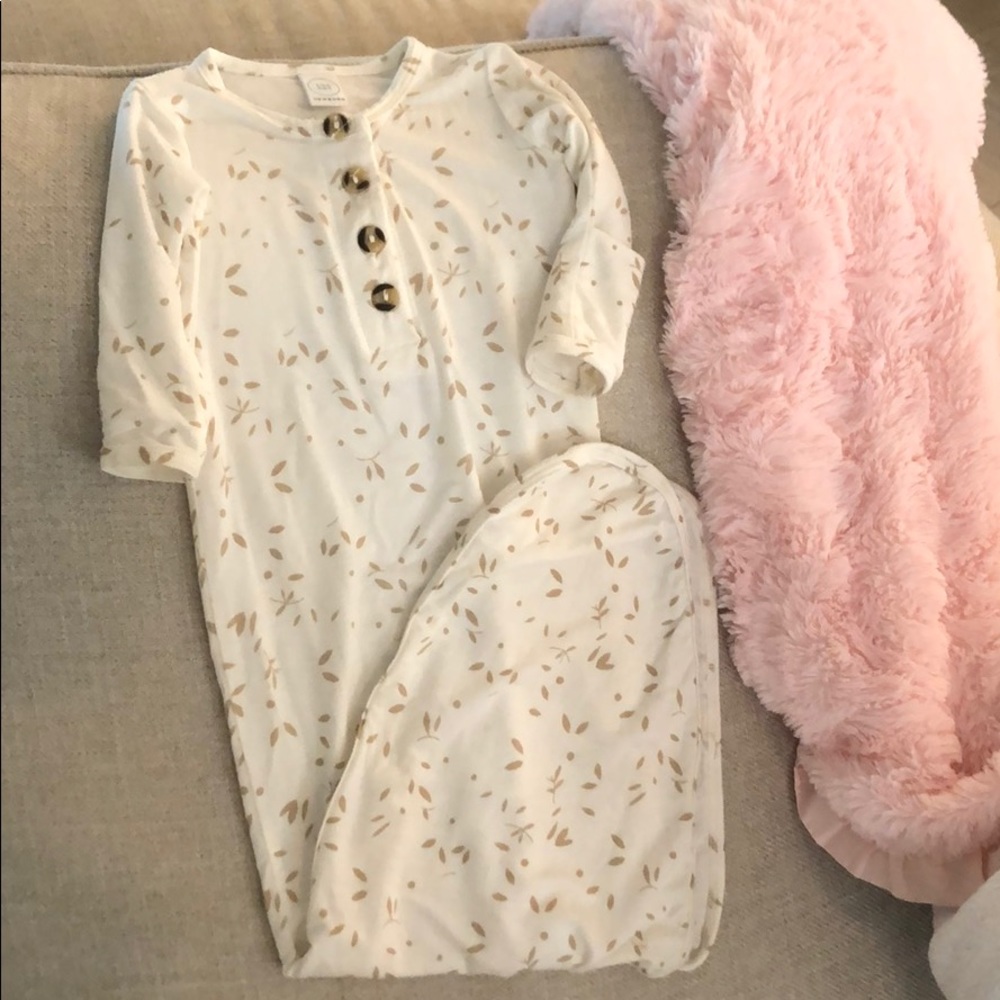 ❌ SOLD ❌Lou Lou and Company Knotted Gown